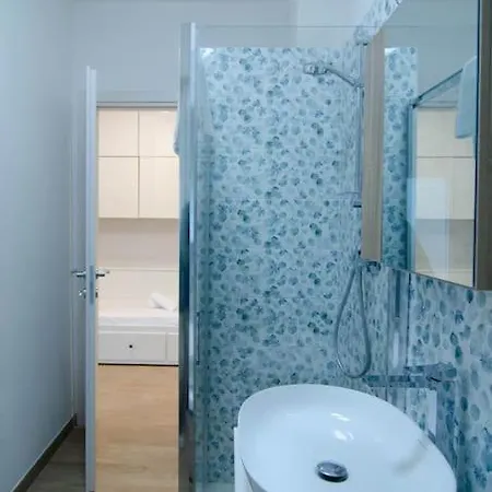 Apartment Nel Cuore Di Con Parcheggio Di Fronte